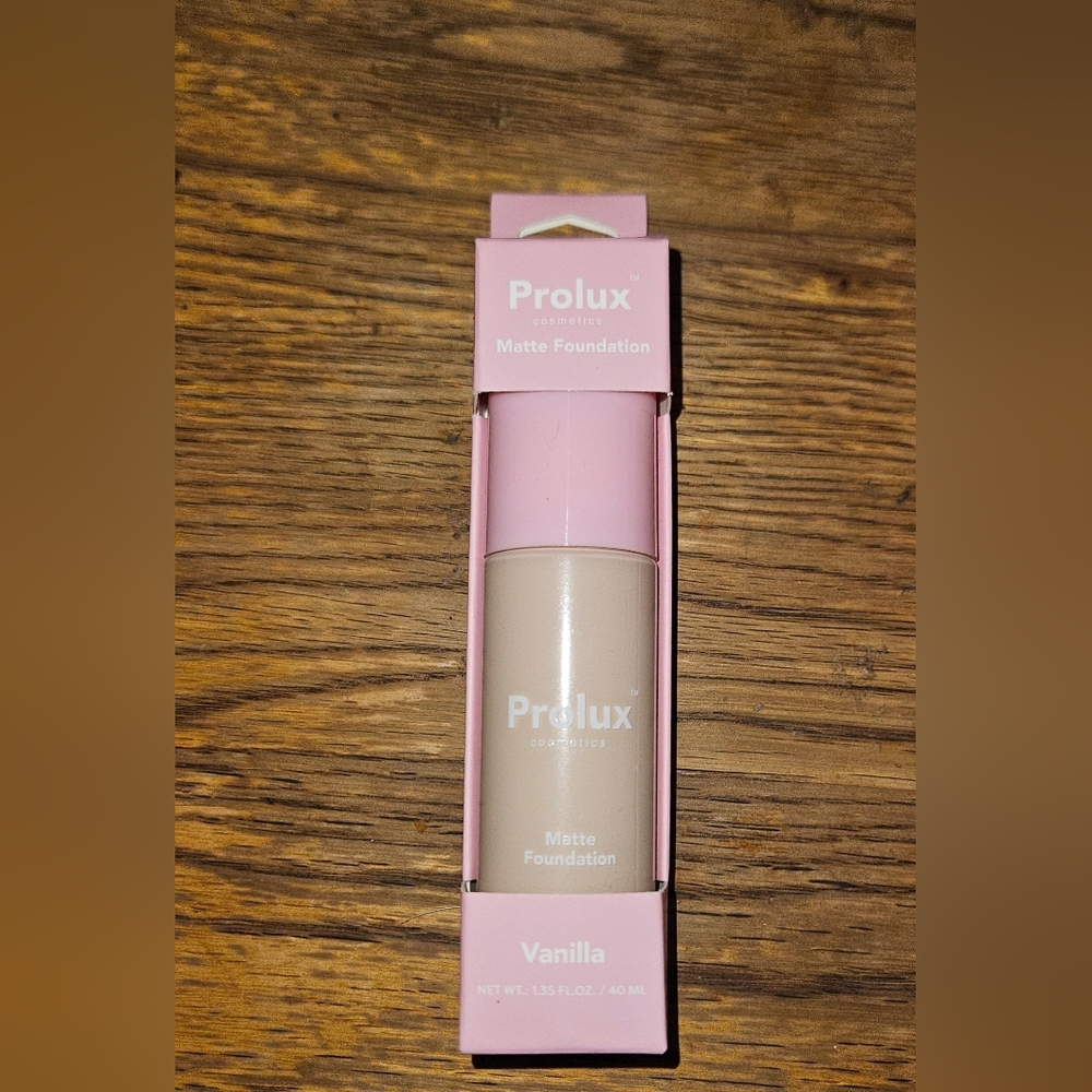 Prolux Cosmetics Matte Foundation In Vanilla 1.35fl Oz / 40ml BNIB